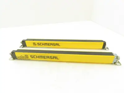 Schmersal SLC440-ER-0330-14-01 330mm Light Curtain Transmitter & Receiver Set
