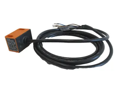 NEW IFM EFECTOR IND2004DAR0A-IN0100 PROXIMITY SWITCH IND2004DAR0A IN0100