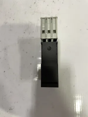 Siemens 3RP1574-1NQ30 Time-Delay Relay 100-127VAC 24VAC/DC -NIB