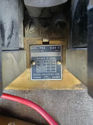 Allen-Bradley 705-AOD Size 0 Reversing Starter 705-A0D