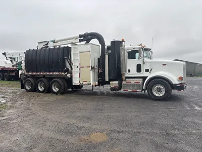 2011 SUPER PRODUCTS MUDDOG 1600 Hydro Excavator | VacSource (2)