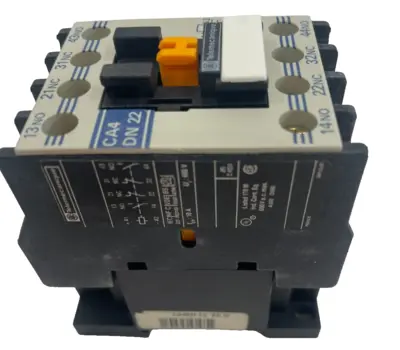 NEW TELEMECANIQUE CA4DN22BD CONTROL RELAY 24V 023075