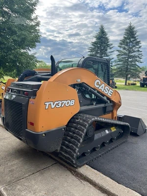 New | in-Stock 2026 CASE TV370B Skid Steer Loaders Maine US | Beauregard Equipment #1511224