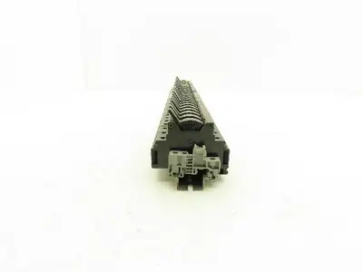 Phoenix Contact UK10,3-Hesi 16mm² 10x38mm Fuse Holder 600V 30A 18-8AWG Lot of 29