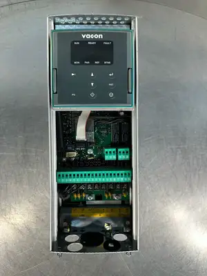 Vacon 0.75CXS4C2I1 Frequency Converter Inverter (6.5.2)