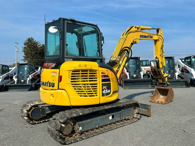 USED 2022 Komatsu PC45MR-5