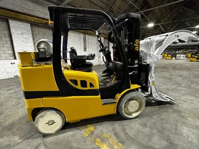 Used YALE GLC155 Liquid Propane Forklifts Pennsylvania US | Global Equipment International, LLC #1174951