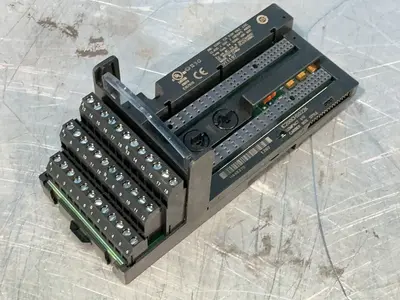 New | in-Stock GENERAL ELECTRIC IC200CHS022K PLC Chassis Ohio US | HGR 24 #1357438
