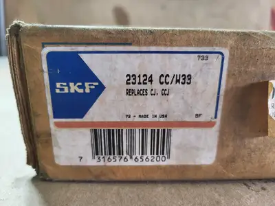 NEW SKF 23124 CC-W33
