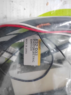 NEW OMRON E3X-A11