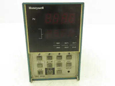 Honeywell DC4000  Digital Temperature Controller DC4000 5GTC1400000 120/240V