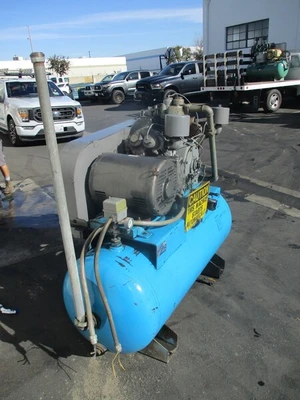 Dresser #880A, Reciprocating Air Compressor, 200 psi @ 650°F, 30 HP