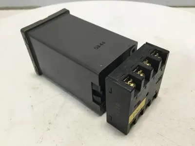 USED OMRON H5C-4D