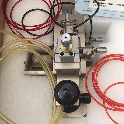HITACHI HF QUASI MAGNETIC ARM 36G8822 AND HITACHI ROW LIFTING ASM 36G8899