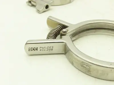 SCC 13MHHMQ-300 Sanitary Squeeze Clamp 2.5" Pipe For 3.2" Flange Lot of 8