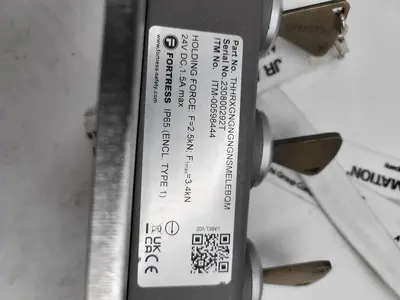 USED FORTRESS INTERLOCKS FORTRESS PART: THHRXGNGNGNGNSMELEBQM ITEM: 00598444 INTERLOCK FEATURES A HINGED ACTUATOR