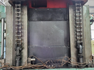 KOLOMNA Vertical Gear Hobber, good used condition