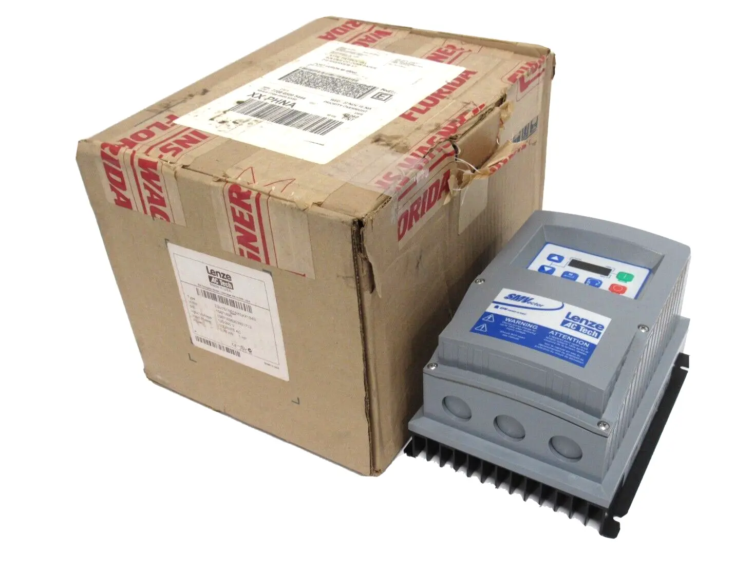 NEW LENZE 13471696 DRIVE INVERTER ESV751N01SXEXX1B43