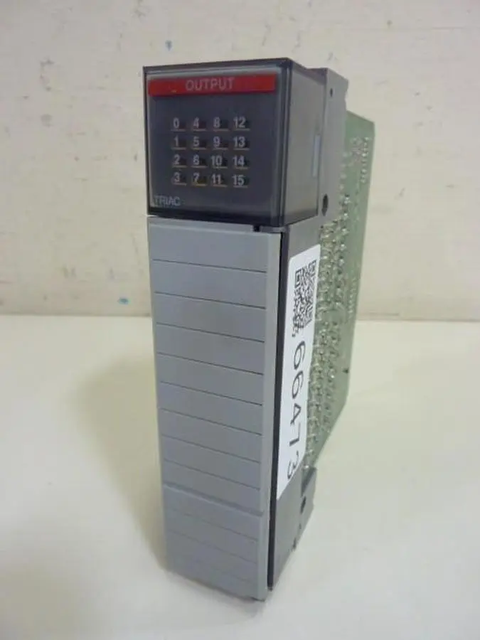 USED ALLEN BRADLEY 1746-OA16 SER D