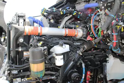 New | in-Stock 2027 PETERBILT 548 Rolloff Trucks Texas US | Roll Off Truck World #1492012
