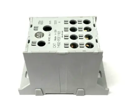 USED ALLEN-BRADLEY SER. A ENCLOSED POWER DISTRIBUTION BLOCK 335A