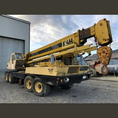 USED 1975 P&H T-300
