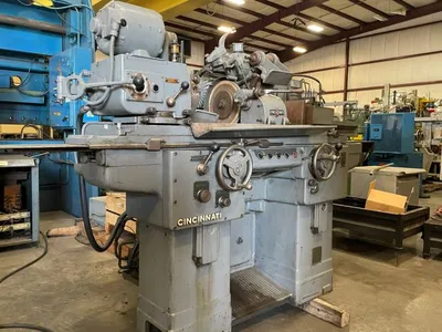 Used CINCINNATI 10×24 Universal Cylindrical Grinders Tennessee US | Pearl Equipment #1556199