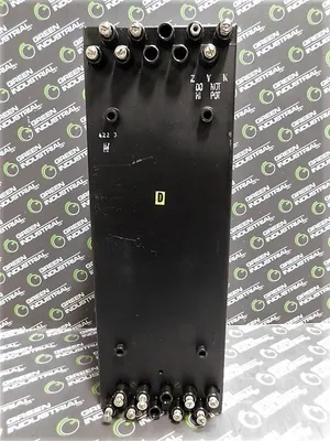 General Electric 704X013885 Watthour Meter 10CL 120V 4-W Y TA2.5 Kh1.8 Used