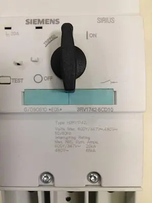 USED SIEMENS 3RV1 742-5CD10