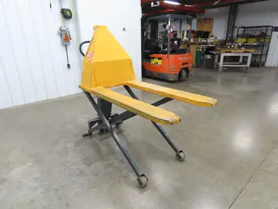 Multiton TMXE 27 X 45 Electric Pallet High Lift 2200lbs 32" Height 12V