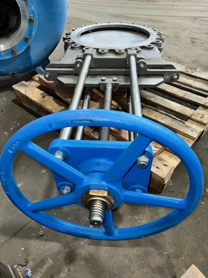 24" Stainless Steel Hand Wheel Operated Knife Gate Valve