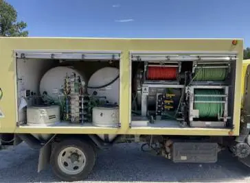 Used 2017 ISUZU NRR Tanker trucks Florida US | Truck and Van Outlet #1520172