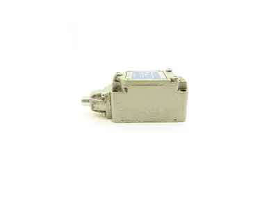 Yamatake Honeywell 2LS1-J Micro Limit Switch Plunger Type 10A 480V