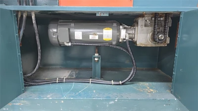 8" x 40" CDS Cleated Two Belt Puller, Model CCH 40-8, 3hp, New in 2005