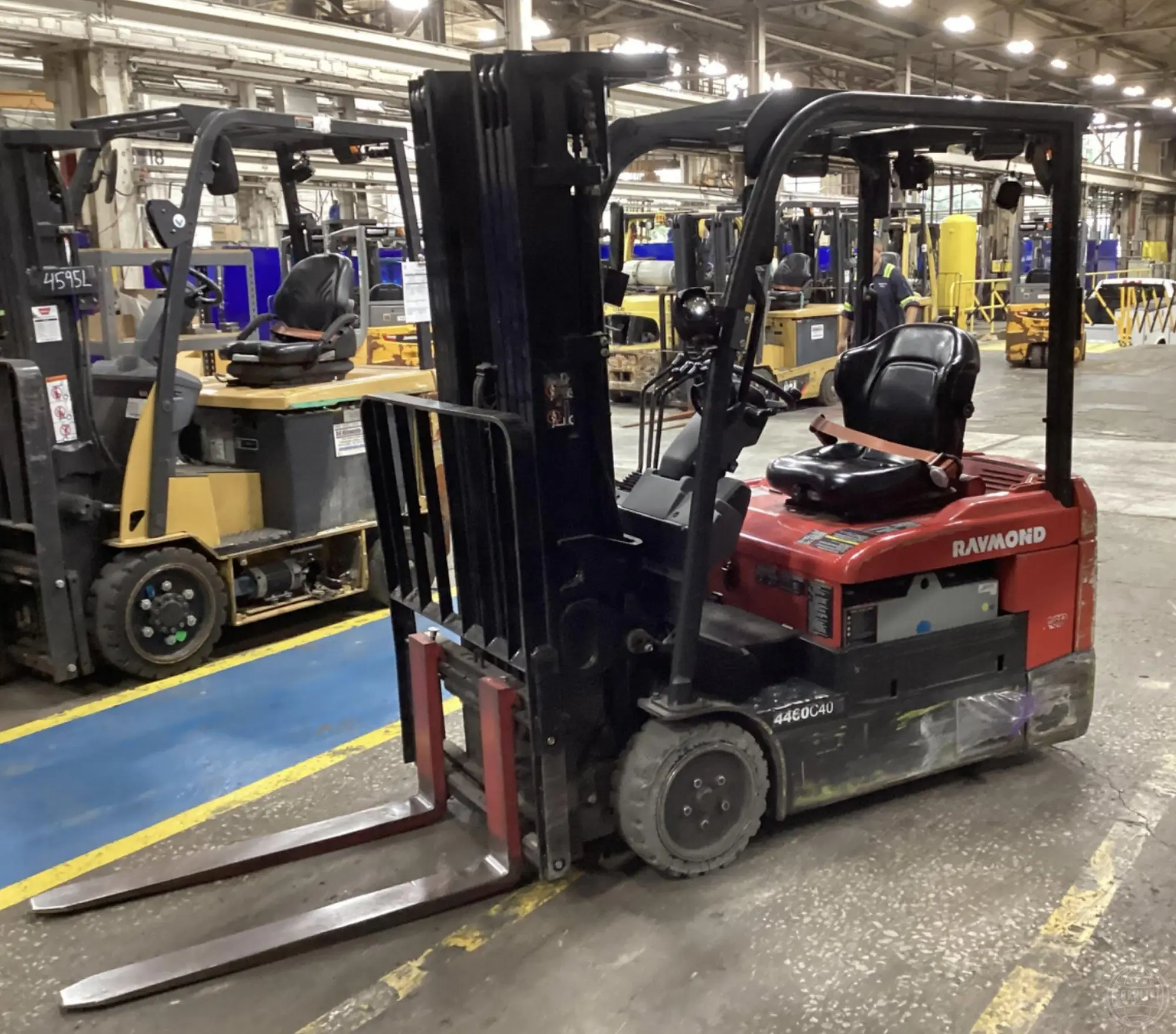 Used 2021 RAYMOND 4460C35S 4-Wheel Sit down Electric Counterbalance Forklifts Illinois US | Forklift Exchange #1274557