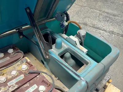 Used TENNANT 5700 Sweepers Ohio US | HGR 24 #1265879