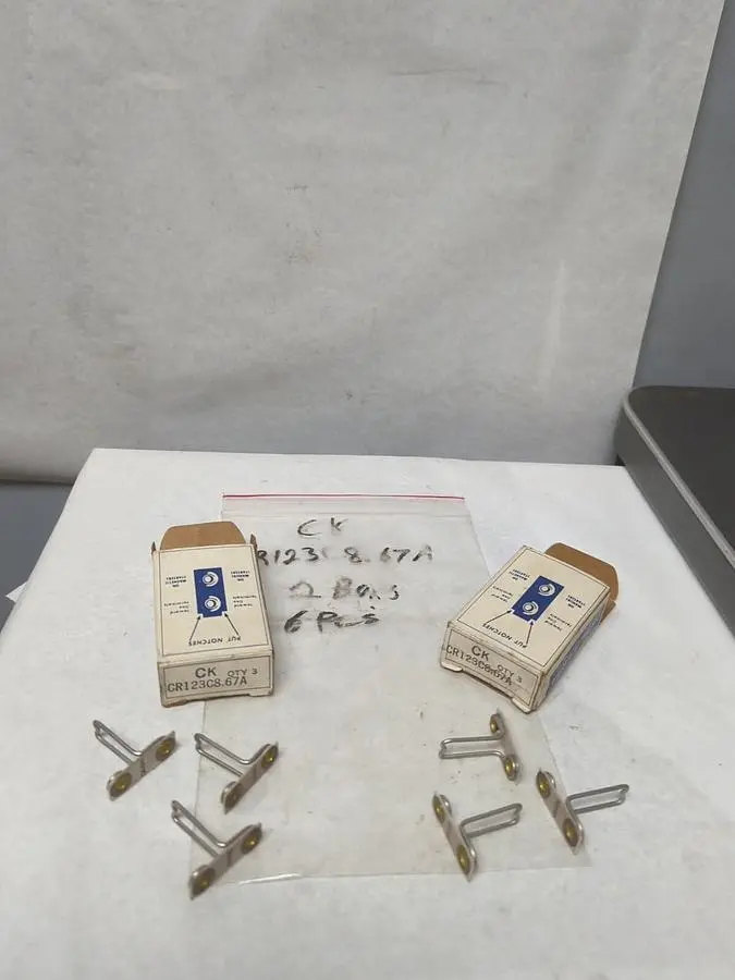 New | in-Stock ELEMENT CR123C8.67A Miscellaneous Equipment (Electrical & Power) | Surplus Asset Holdings #1196731