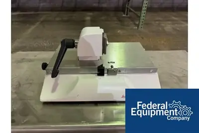 USED Leica Leica EM KMR2 Glass Knifemaker