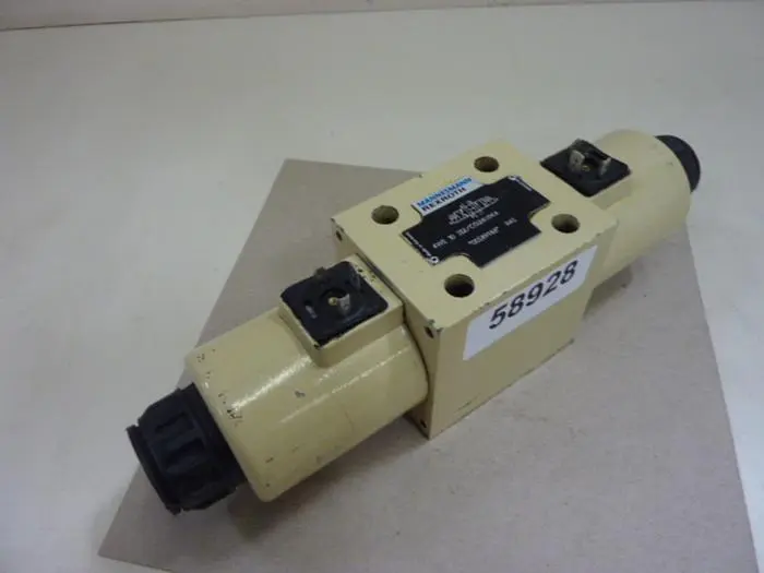 Used MANNESMANN REXROTH 4WE10J32CG24N9K4 Valves/Fittings Michigan US | Ideal Machinery #704262