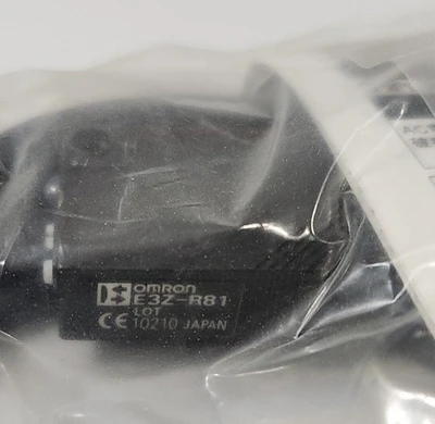 NEW Omron E3Z-R81