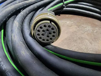 NEW FLEX-CABLE FC-U2FFBHF-S-E100