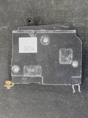 USED SQUARE D QOB120