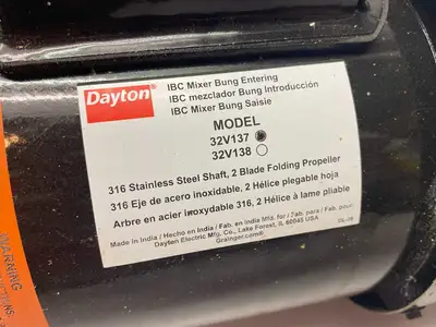 USED DAYTON IBC MIXER BUNG 1/2HP 115/230V 450RPM