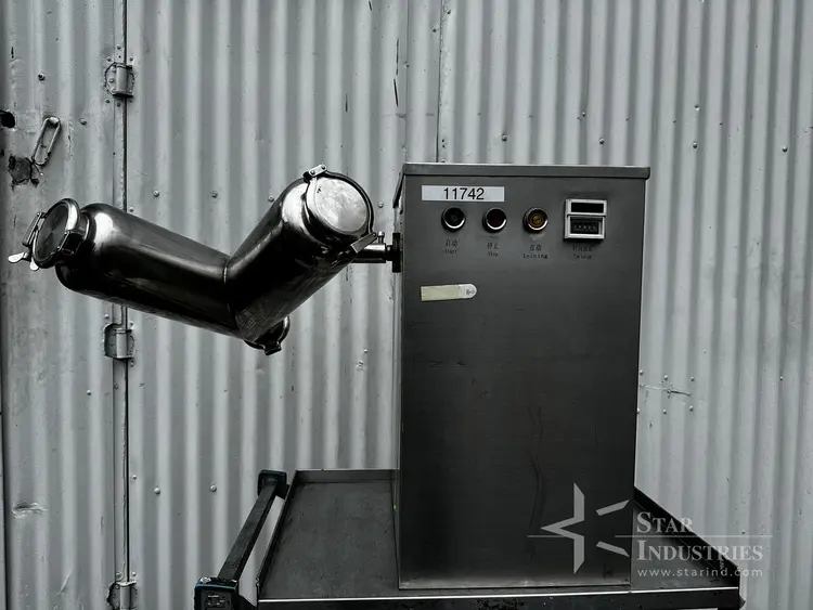 Used SHANGHAI ZIXIONG PHARMACEUTICAL _UNKNOWN_ Double Cone - V Mixers California US | Star Industries #1254878