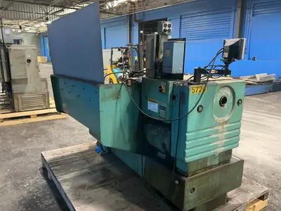 USED 1974 HARRISON M400 CENTER LATHE
