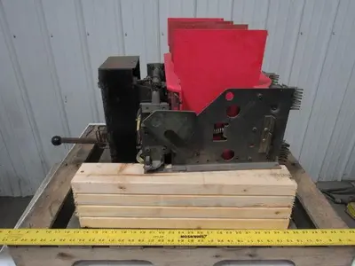 Siemens RLX-1600  1600 Amp Air Circuit Breaker