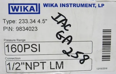 NEW WIKA 9834023 PRESSURE GAUGE 160PSI 4.5" TYPE 233.34 1/2"NPT LM