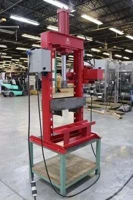 USED DAYTON 3Z916A
