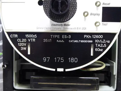 General Electric ES-3 718X001069 Electronic Meter M-90AE