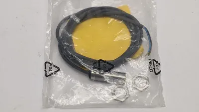 Bi8-EM18-AP45XLD/S100,1584015 | Turck Bi8-EM18-AP45XLD/S100 Inductive Proximity Sensor 1584015 - New